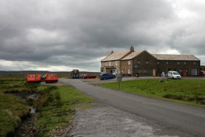 Tan_Hill_Inn_-_geograph.org.uk_-_1361893